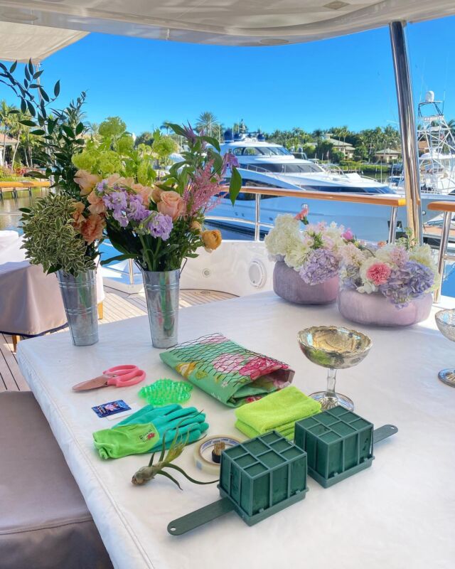 🌸 I had the pleasure of leading a floral course for the stewardesses on board this incredible super yacht, and it was an absolute blast! We covered everything from selecting the perfect blooms to creating stunning arrangements for the yacht's guests. It's amazing to see the stewardesses' creativity and passion for creating beautiful spaces on board. I'm grateful for the opportunity to share my knowledge and inspire others in the industry.🌸
.
.
.

#floralcourse #stewardesslife #superyacht #flowerpower #eventplanner #creativityatitsbest #tablestylist